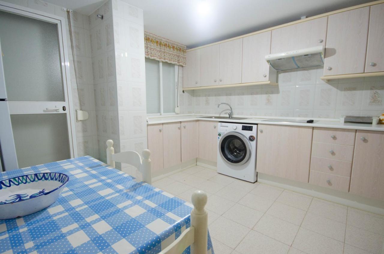 Aparment Neptuno- Located On The Promenade A Few Metres From The Beach. Estepona Exterior foto